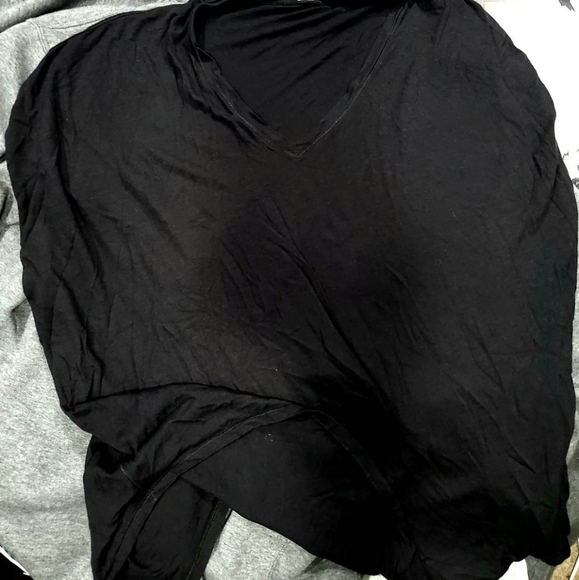 Lululemon black open back top eguc - Picture 4 of 4